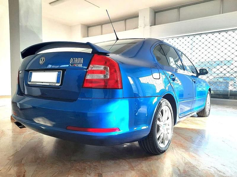 Usata Skoda Octavia RS 200 CV (147 kW) 2006 Race blue Berlina
