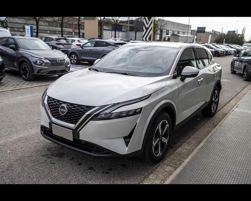 Nuova Nissan Qashqai 15 CV (11 kW) 2026 Pearl white SUV