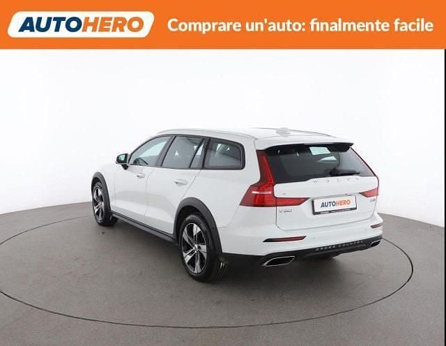 Usata Volvo V60 CC Business Edition 197 CV (144 kW) 2021 Bianco Station wagon