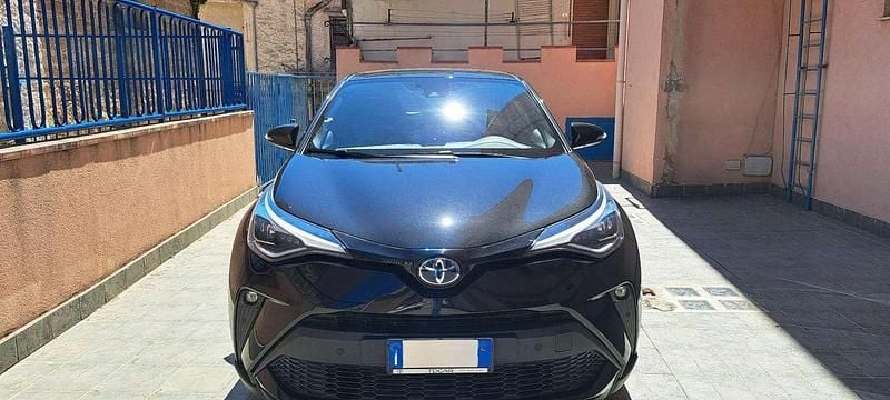 Usata Toyota C-HR Lounge 98 CV (72 kW) 2023 SUV