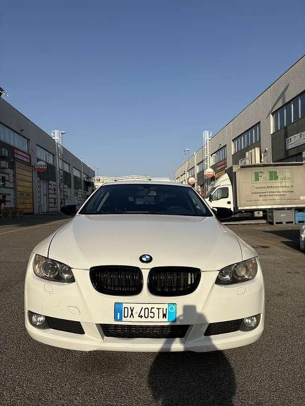 Begagnad BMW 320 M Sport 177 HK (130 kW) 2009 Sportkupé
