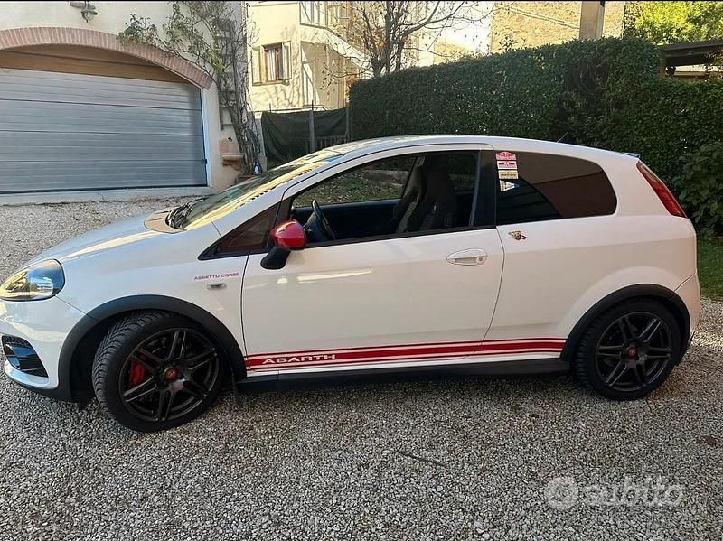 Usata Abarth Grande Punto 155 CV (114 kW) 2008 Bianco Utilitaria