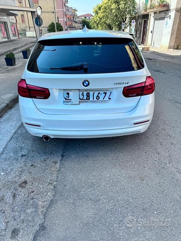 Usata BMW 318 150 CV (110 kW) 2016 Bianco Station wagon