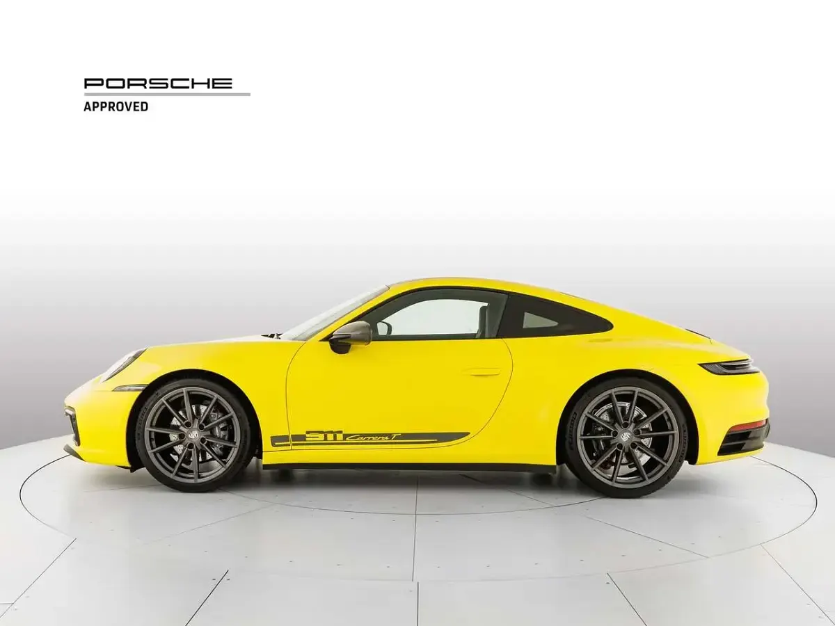 Usata Porsche 911 Carrera T 385 CV (283 kW) 2023 Giallo racing Coupé