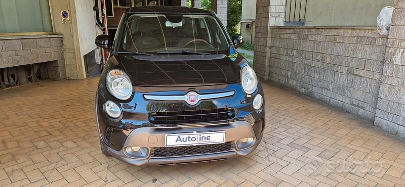 Usata Fiat 500L Trekking 105 CV (77 kW) 2015 Nero Monovolume