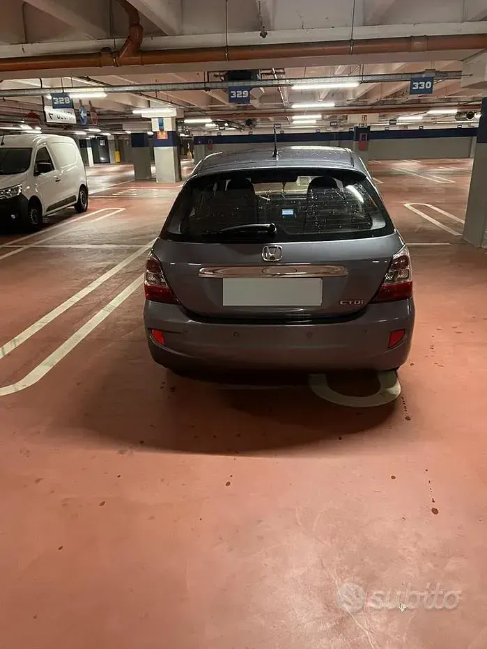 Usata Honda Civic 100 CV (73 kW) 2004 Nero Berlina