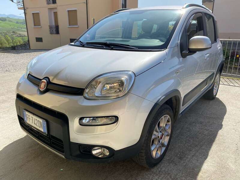 Usato 2016 Fiat Panda 4x4 1.2 Diesel 95 CV (13.200 €)