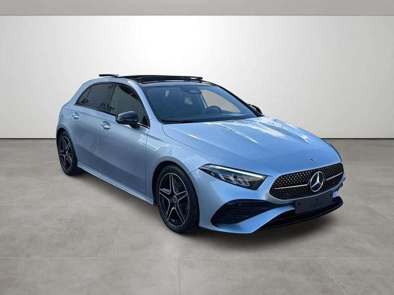 Usata Mercedes A200 AMG Line Premium 150 CV (110 kW) 2024 Argento Berlina