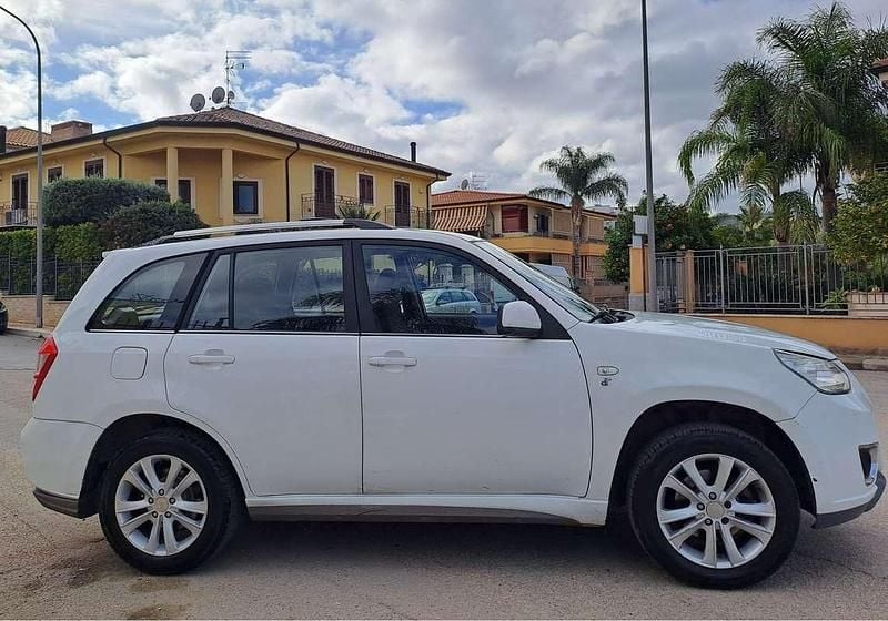 Usata DR DR5 118 CV (86 kW) 2014 Bianco SUV