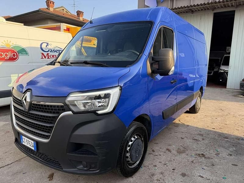 Usata Renault Master 136 CV (100 kW) 2020 Blu/azzurro Monovolume