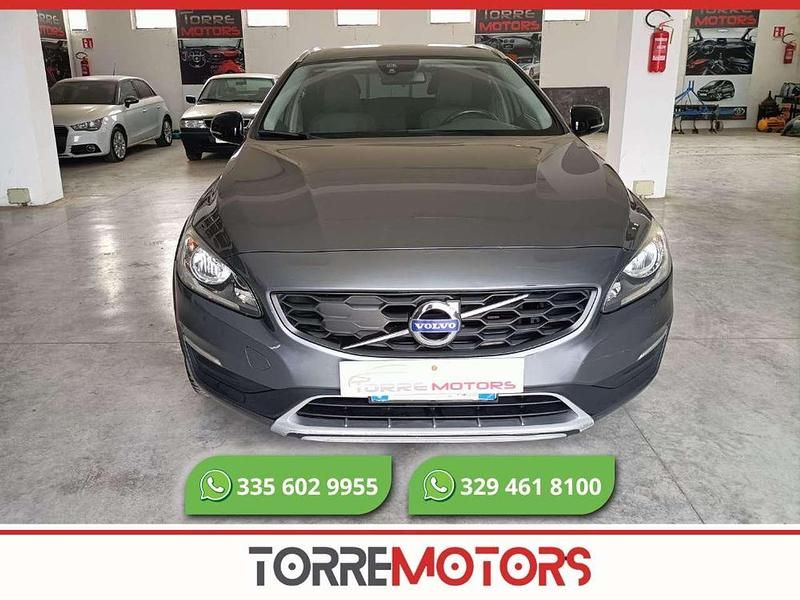Usata Volvo V60 CC 150 CV (110 kW) 2016 Grigio Station wagon