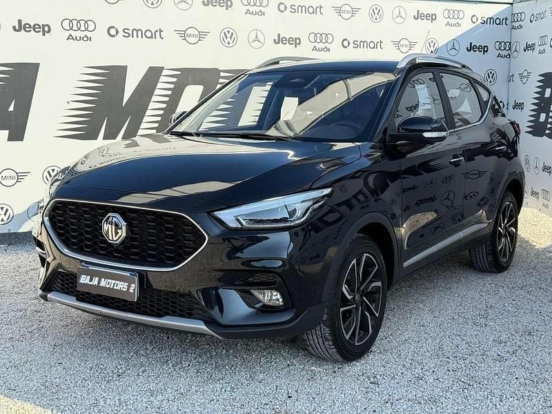 Usata MG ZS Luxury 106 CV (77 kW) 2024 Nero Station wagon