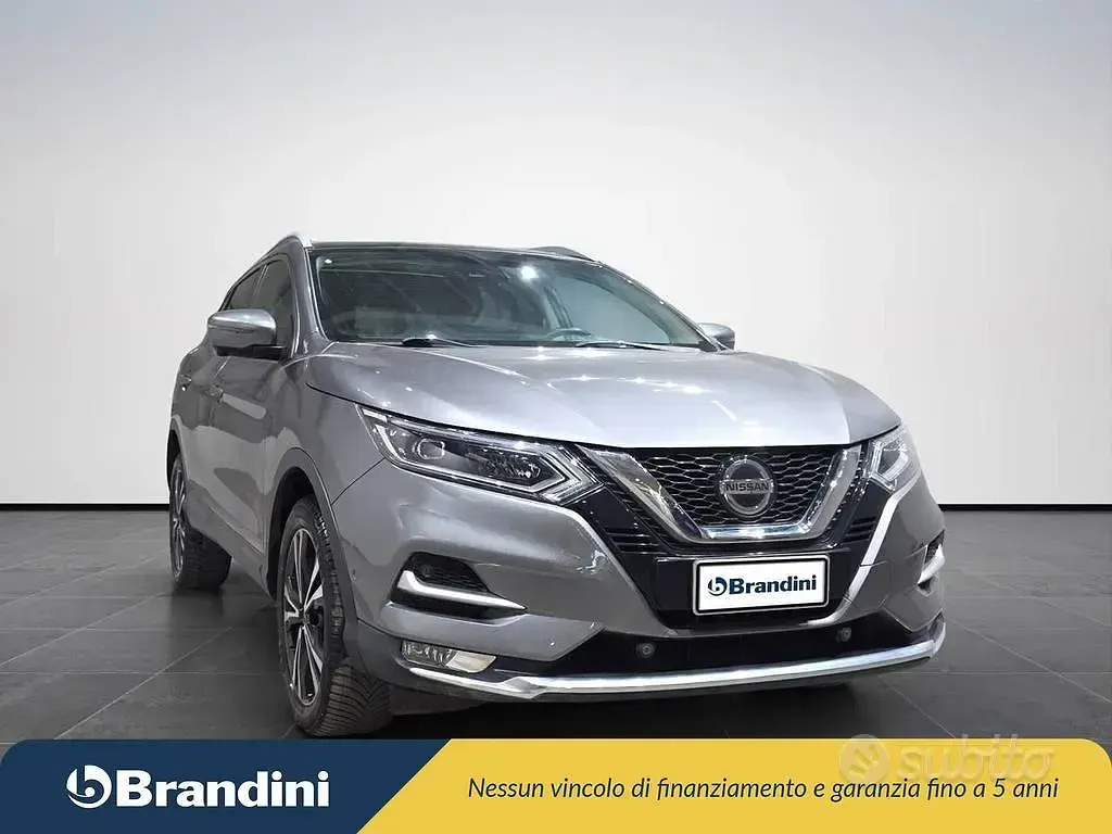 Usata Nissan Qashqai Tekna 116 CV (85 kW) 2020 Grigio SUV