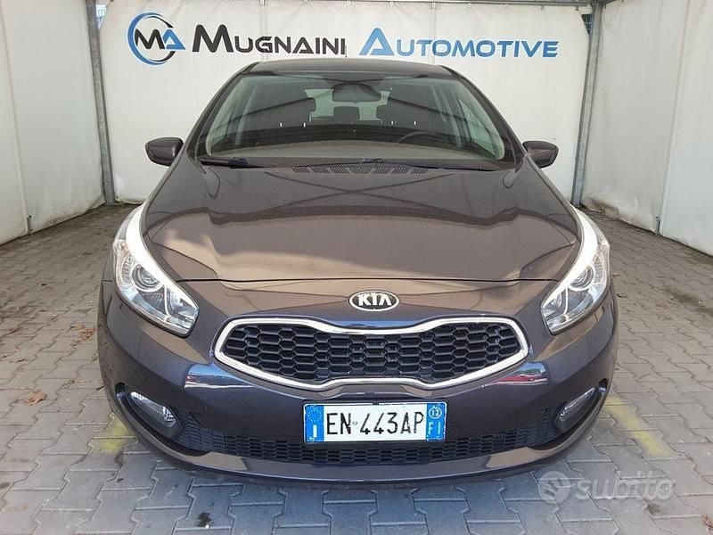 Usata Kia Ceed 110 CV (80 kW) 2012 Grigio(met.) Utilitaria