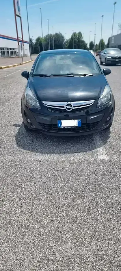 Usata Opel Corsa 85 CV (62 kW) 2015 Nero Utilitaria