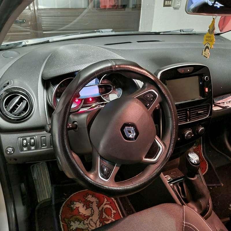 Usata Renault Clio IV Zen 90 CV (66 kW) 2017 Berlina