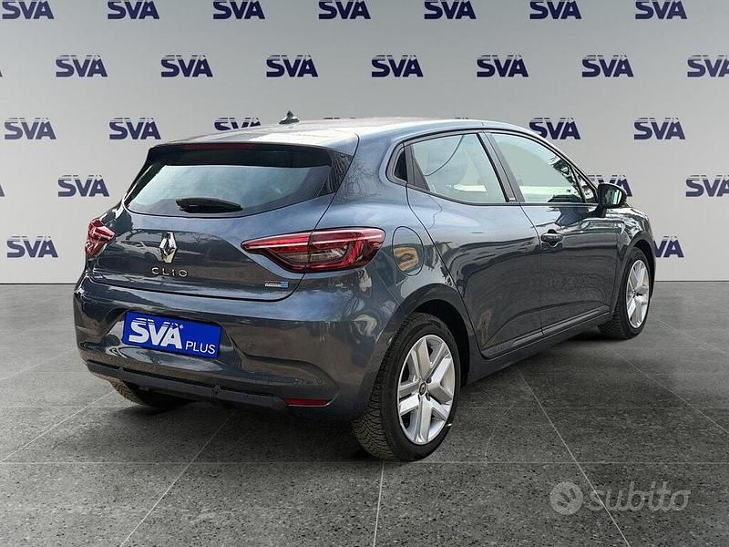 Usata Renault Clio V Zen 140 CV (102 kW) 2021 Grigio Berlina