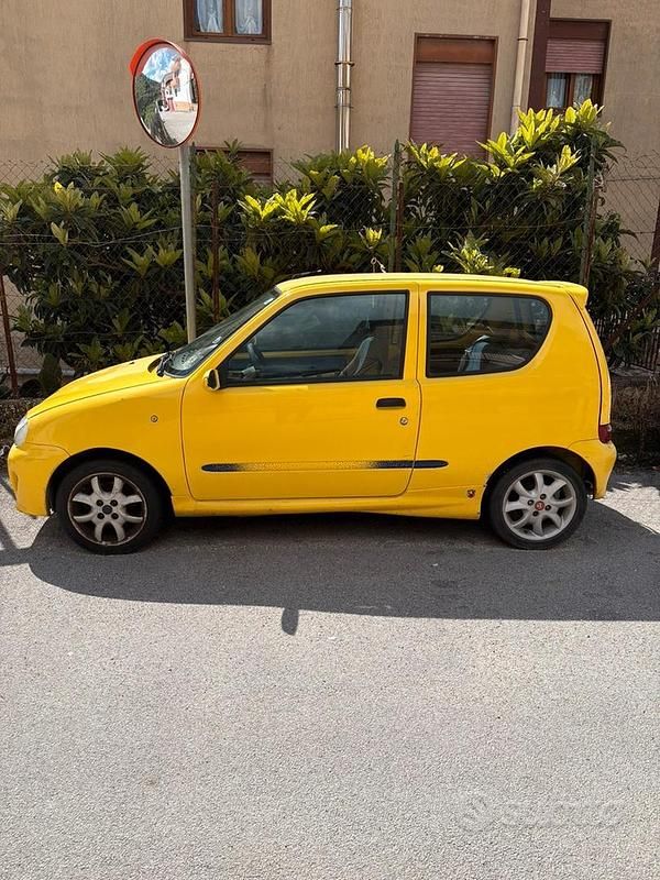 Usata Fiat 600 Abarth 1998 Giallo