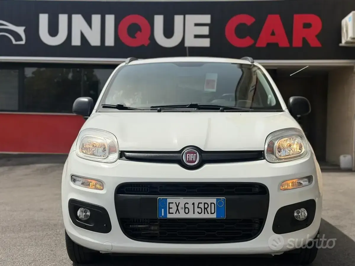 Usata Fiat Panda Lounge 84 CV (61 kW) 2015 Bianco Utilitaria