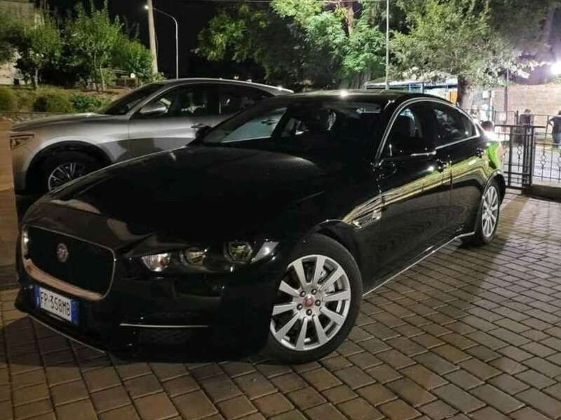 Usata Jaguar XE Business Edition 180 CV (132 kW) 2018 Nero Berlina