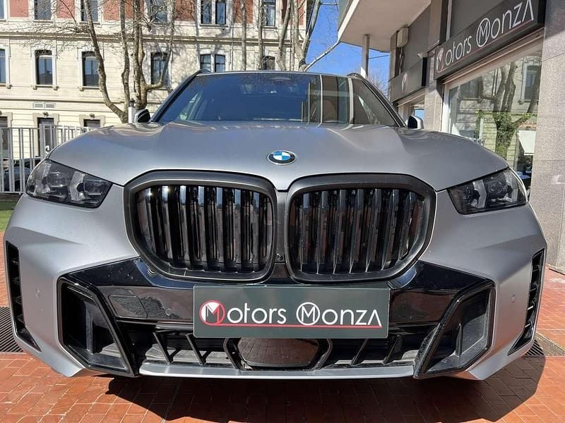 Usata BMW X5 M Sport 381 CV (280 kW) 2024 Grigio SUV