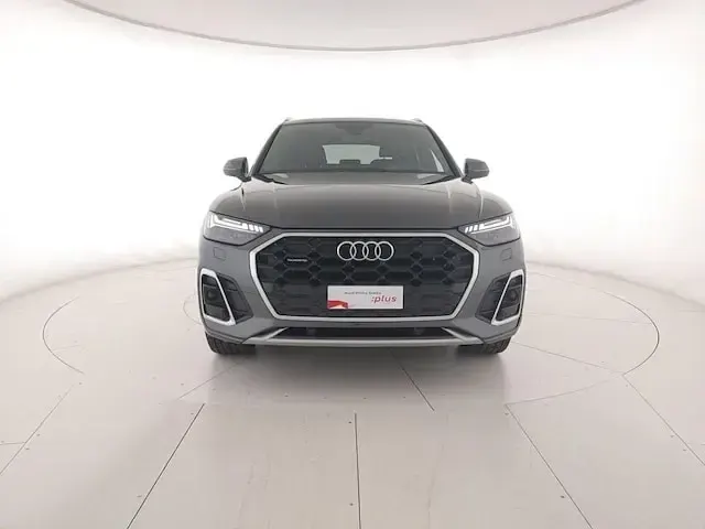 Usata Audi Q5 S-Line 204 CV (150 kW) 2024 Grigio daytona perlato SUV