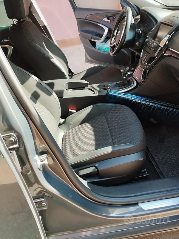 Usata Opel Insignia 2013 Grigio Station wagon