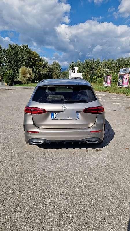 Usata Mercedes B200 Premium 150 CV (110 kW) 2020 Monovolume
