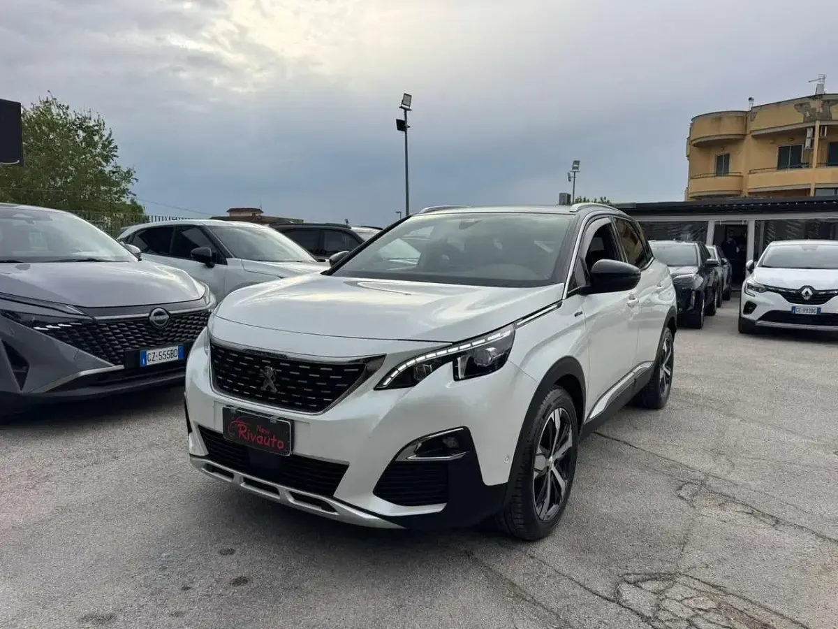 Usata Peugeot 3008 GT-line 131 CV (96 kW) 2018 Bianco SUV