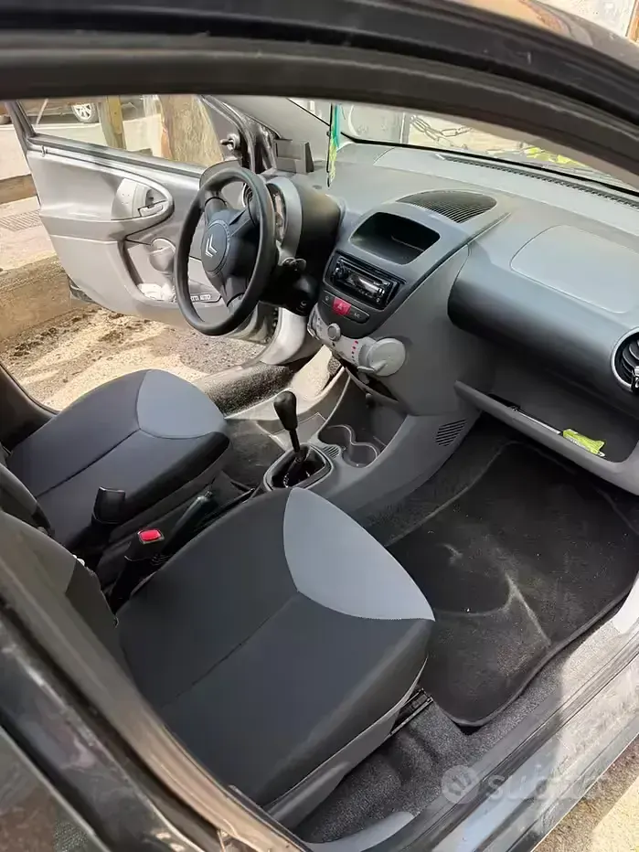Usata Citroën C1 68 CV (50 kW) 2012 Grigio Utilitaria