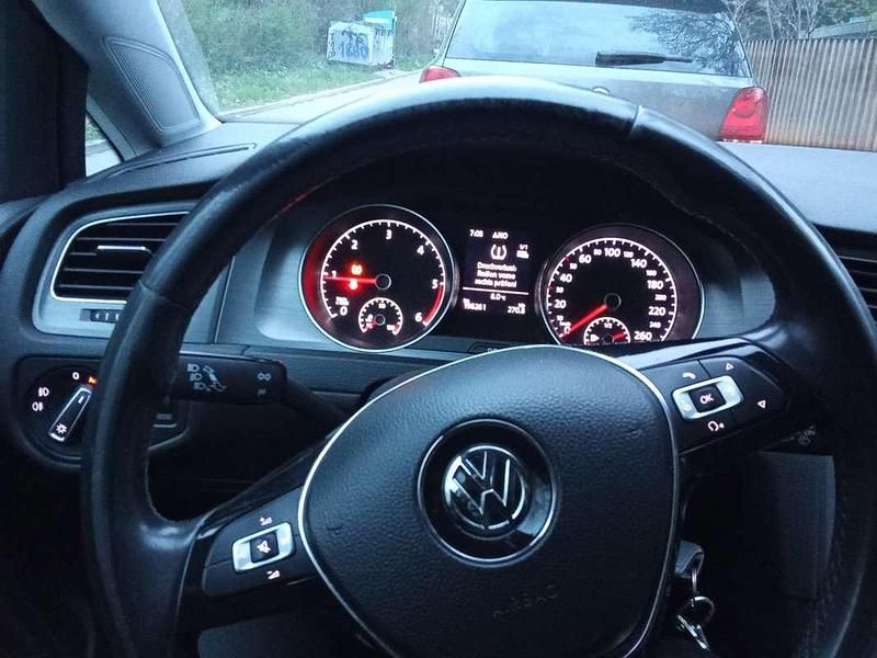 Usata VW Golf VII Comfortline 105 CV (77 kW) 2013 Station wagon