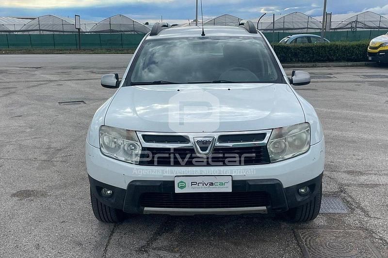 Usata Dacia Duster Lauréate 110 CV (80 kW) 2012 Bianco SUV