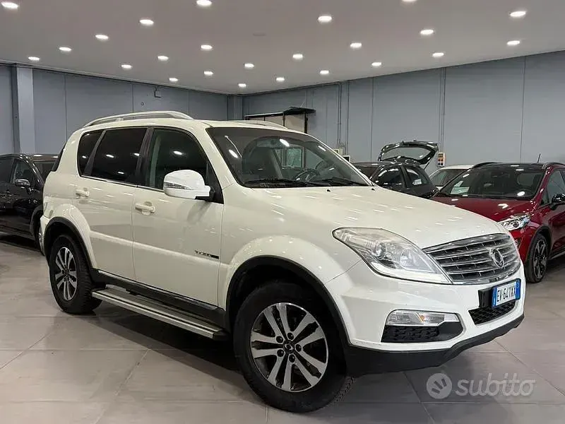 Usata SsangYong Rexton 155 CV (114 kW) 2014 Bianco SUV