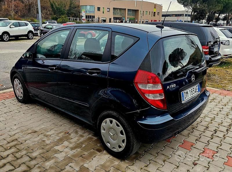 Usata Mercedes A150 Elegance 95 CV (69 kW) 2008 Blu Berlina