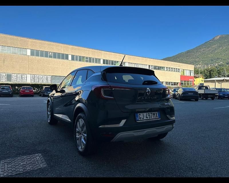 Usata Renault Captur Intens 160 CV (117 kW) 2022 Blu SUV