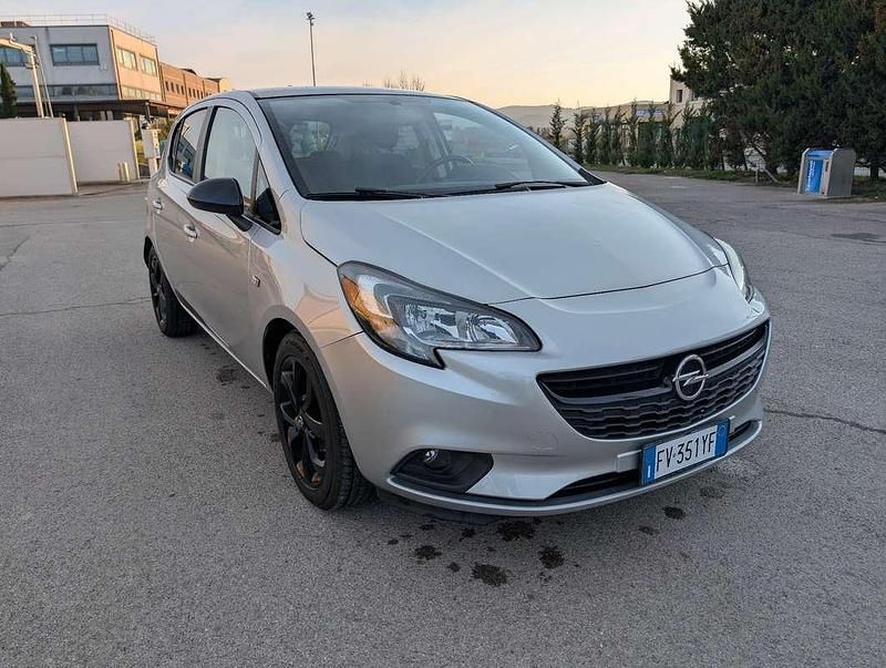 Usata Opel Corsa 75 CV (55 kW) 2019 Utilitaria