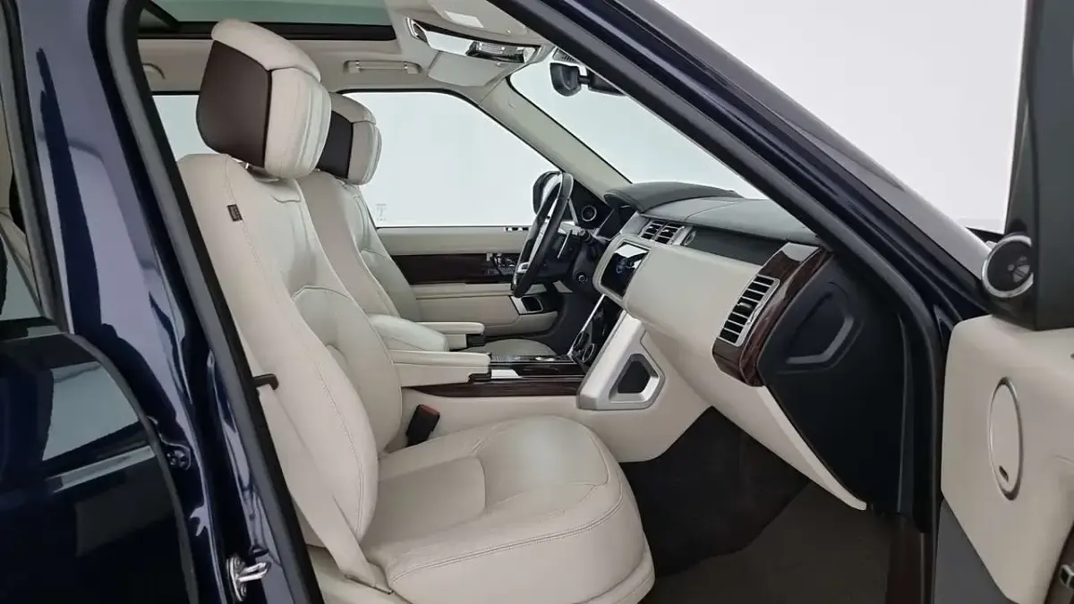 Usata Land Rover Range Rover Autobiography 249 CV (183 kW) 2020 Blu/azzurro SUV