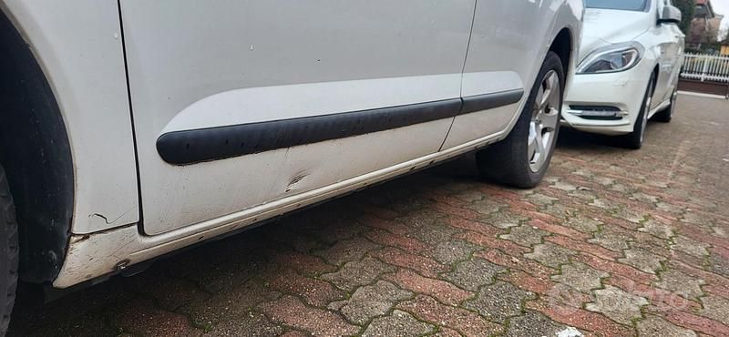 Usata Peugeot 3008 Style 115 CV (84 kW) 2013 Bianco Station wagon