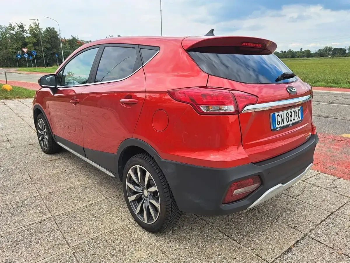 Usata EVO Evo 4 114 CV (83 kW) 2023 Rosso SUV