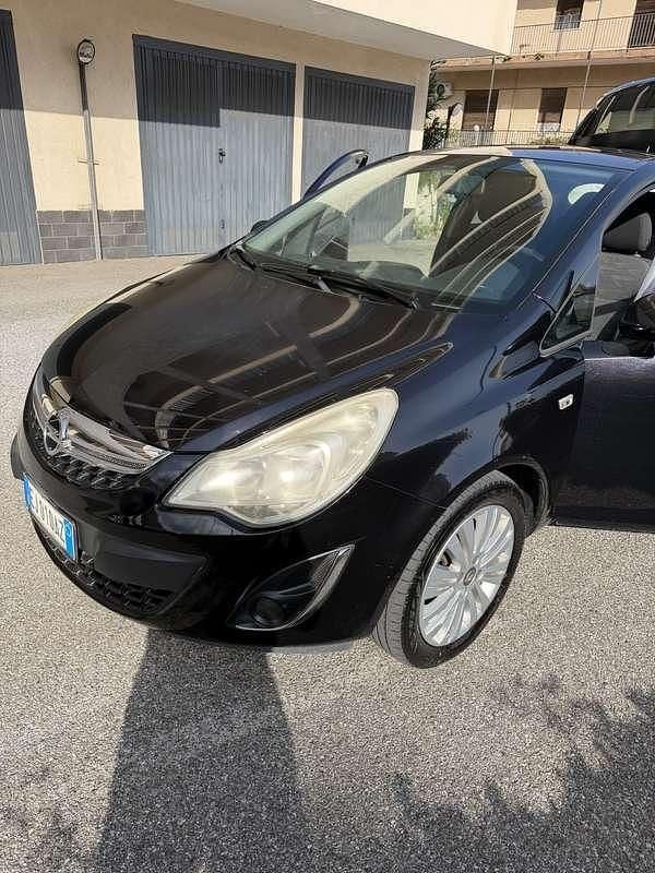 Usata Opel Corsa Sport 95 CV (69 kW) 2011 Utilitaria