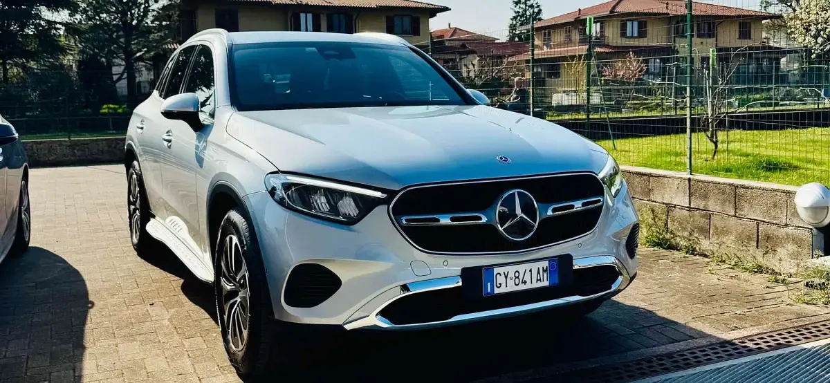 Usata Mercedes GLC200 Advanced Plus 163 CV (119 kW) 2025 Argento SUV