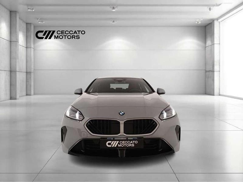 Nuova BMW 218 M Sport 150 CV (110 kW) 2026 Brooklyn grey metallic Coupé