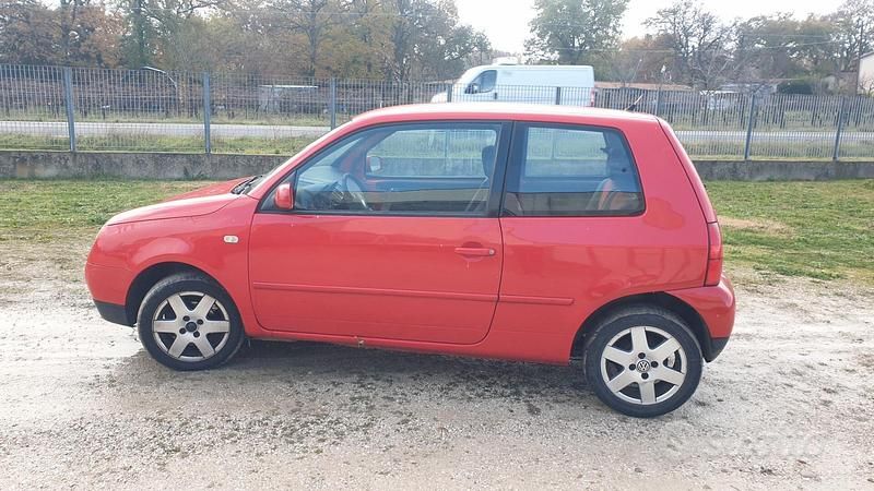 Usata VW Lupo Trendline 60 CV (44 kW) 1998 Rosso Utilitaria