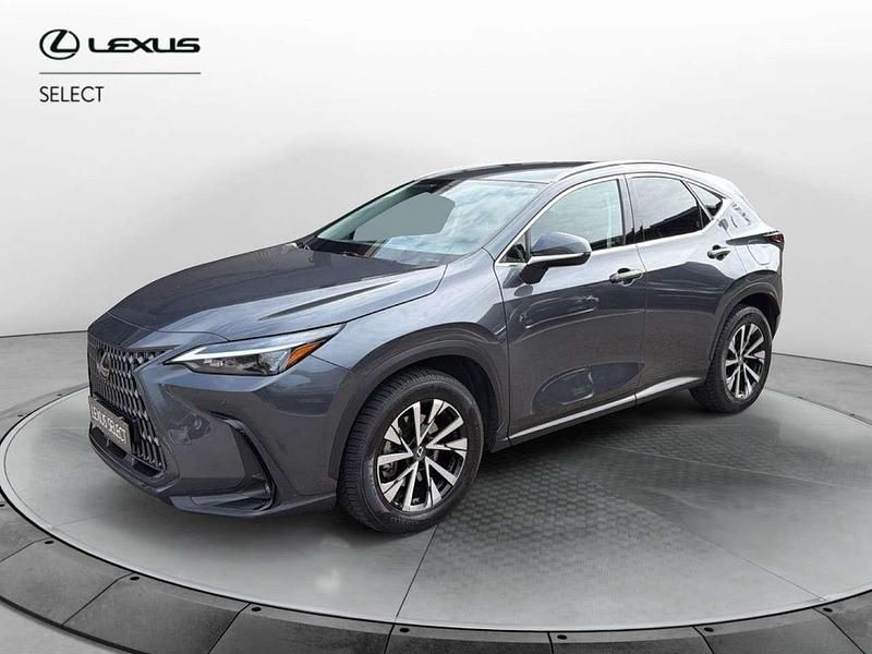 Usata Lexus NX300h 243 CV (178 kW) 2022 Grigio SUV