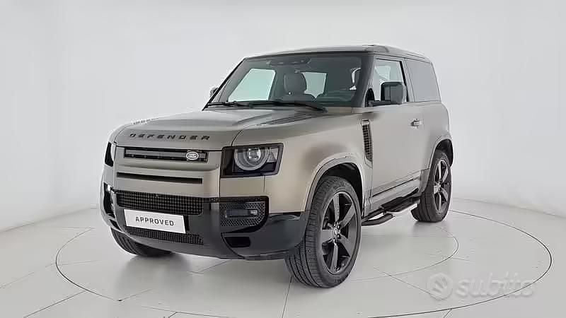 Usata Land Rover Defender SE Dynamic 249 CV (183 kW) 2025 Marrone SUV