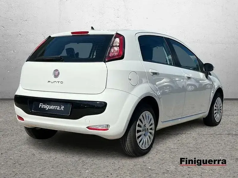 Usata Fiat Punto Evo Active 69 CV (50 kW) 2011 Other Utilitaria