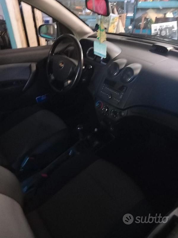 Usata Chevrolet Aveo 2009 Verde Utilitaria