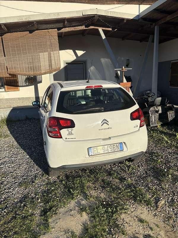 Używany Citroën C3 Seduction 73 KM (53 kW) 2011 Sedan/Limuzyna