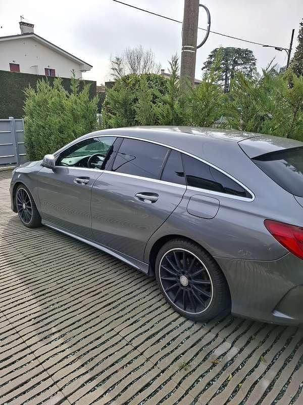 Usata Mercedes CLA200 Shooting Brake Premium 136 CV (100 kW) 2015 Grigio Station wagon