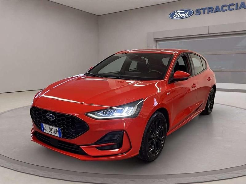 Rosso pastello Usata 2022 Ford Focus ST-Line Berlina | 16.900 € (Buon prezzo) - Immagine 1/4